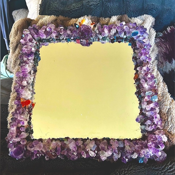 Gem Encrusted wall Hanging Mirror size 20x20 - Picture 5 of 6